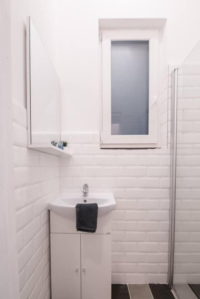 Central Brand New And Modern Apartment Budapest Esterno foto