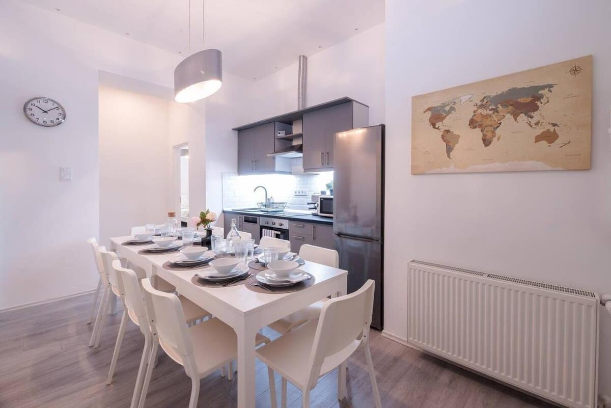 Central Brand New And Modern Apartment Budapest Esterno foto
